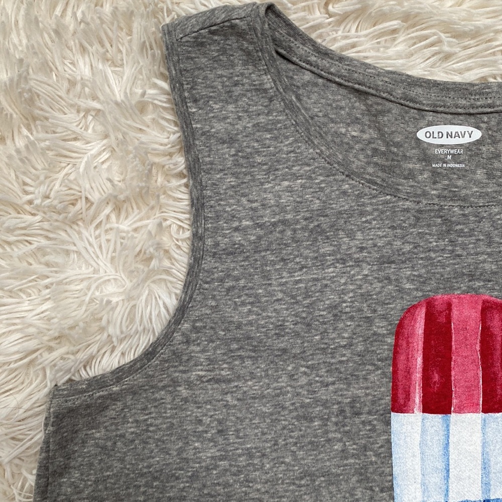 🎉2X HP🎉 Old Navy Patriotic Graphic Tank 💗 Gray Red White & Blue - Picture 5 of 13
